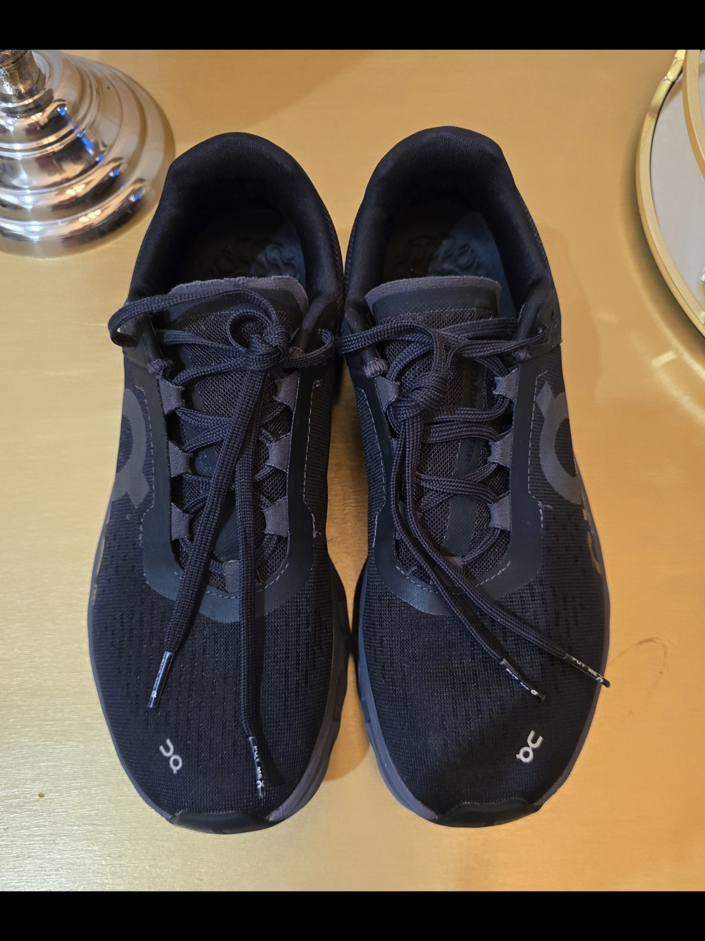 Women's Athletic Running Sneakers in Black